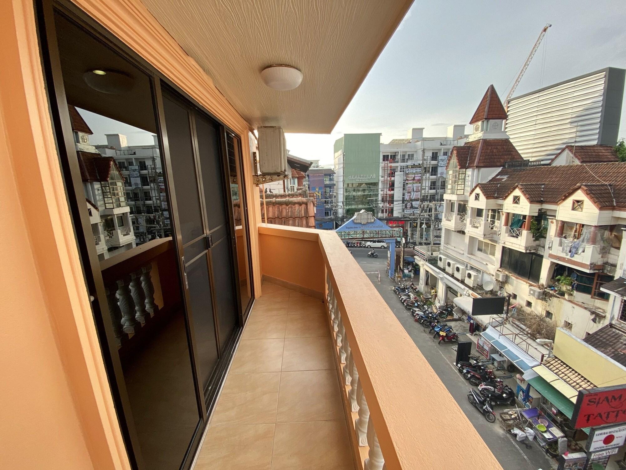 Star Guesthouse Patong Екстер'єр фото